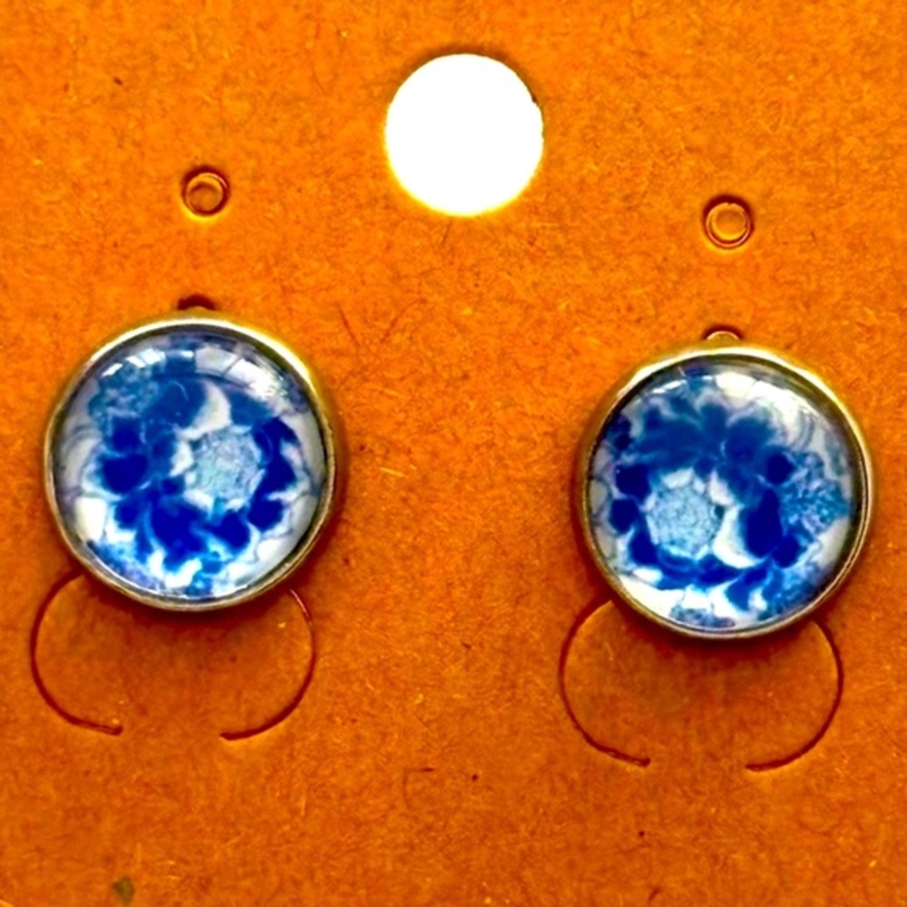 10mm Glass Cabochon Floral Print Stud Earrings, NWT, Handmade, Unworn